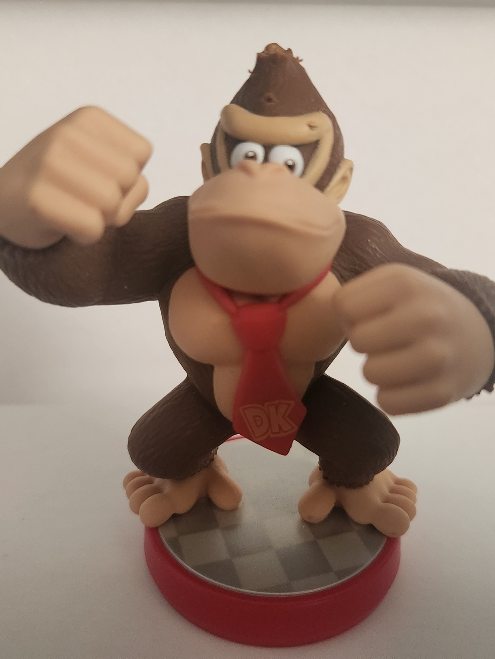 Donkey Kong (Super Mario Series) Red-Tie Amiibo Figure